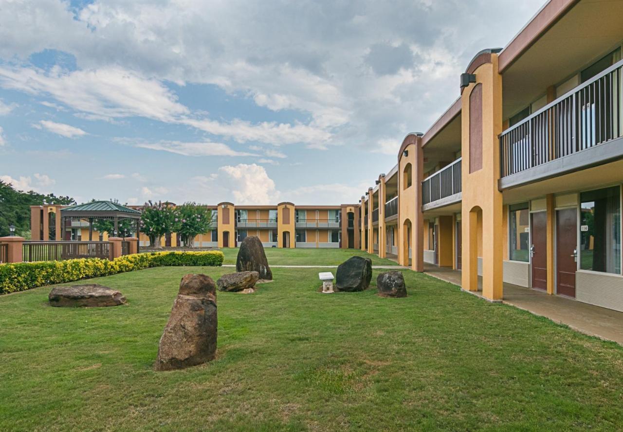 Red Roof Inn Forsyth Exterior foto